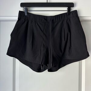 Lululemon Stroll at Sundown Shorts